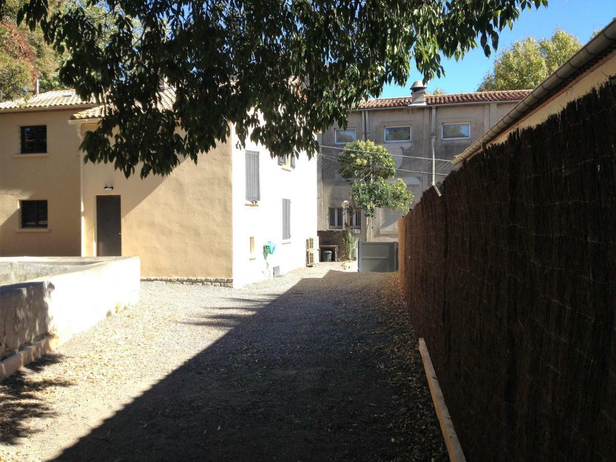 Au Vieux Lavoir Avec Parking Prive, Jardin , Climatisation, A 500 M De La Cite Carcassonne Exterior photo