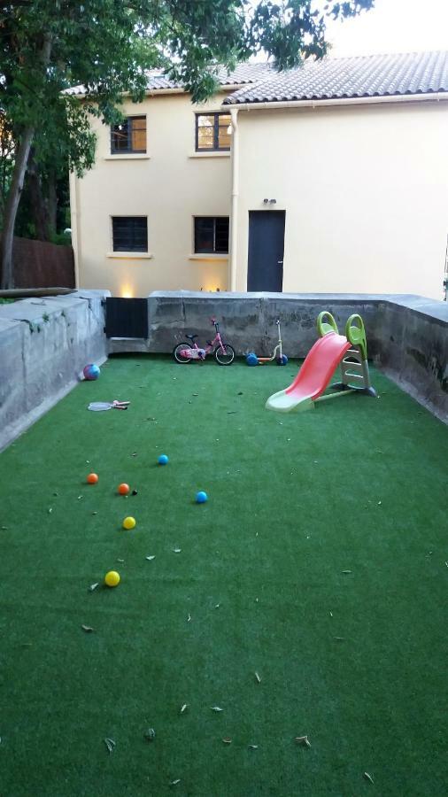 Au Vieux Lavoir Avec Parking Prive, Jardin , Climatisation, A 500 M De La Cite Carcassonne Exterior photo